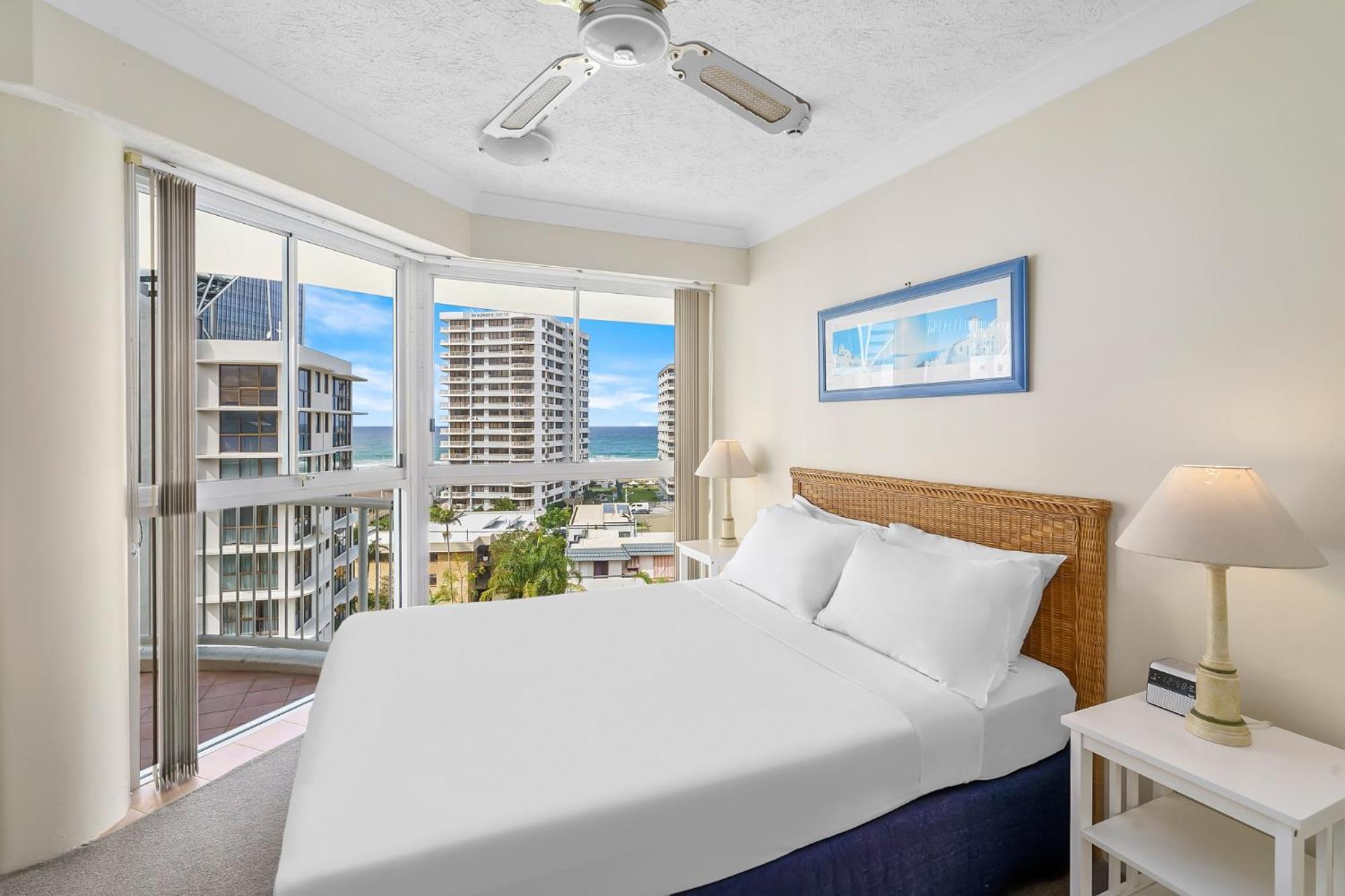Surf Parade Resort Gold Coast Eksteriør billede