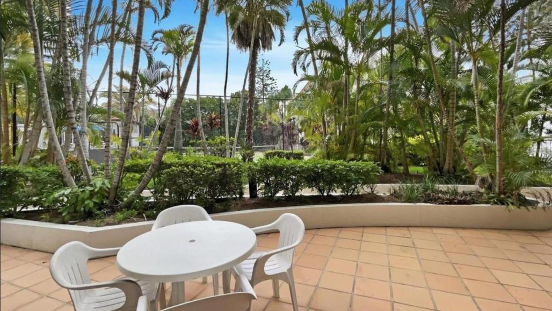 Surf Parade Resort Gold Coast Eksteriør billede